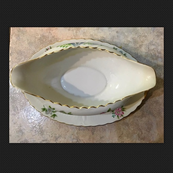VICTORIAN CHINA GRAVY BOAT UNDER PLATE ‘50s Retro - Picture 6 of 6
